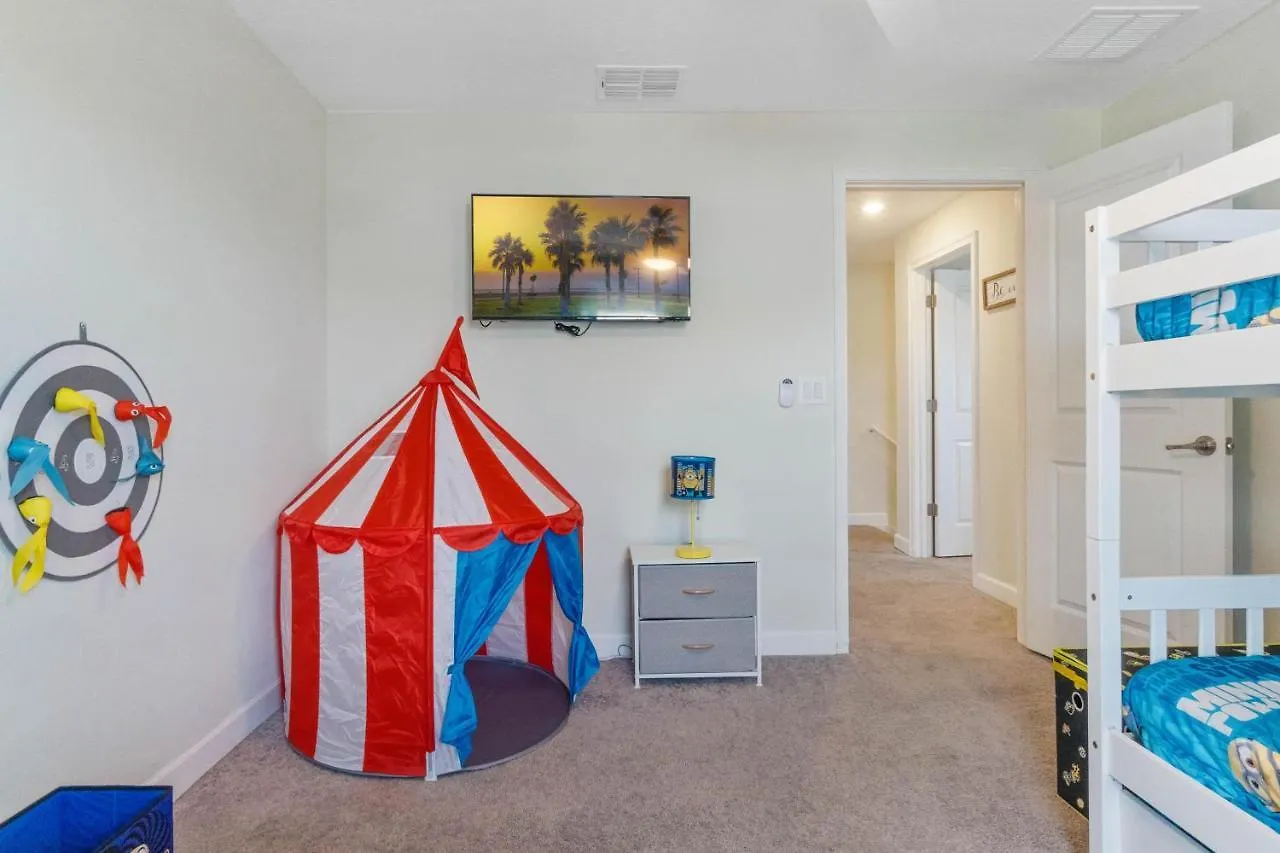 Hollywood Retreat Villa Four Corners